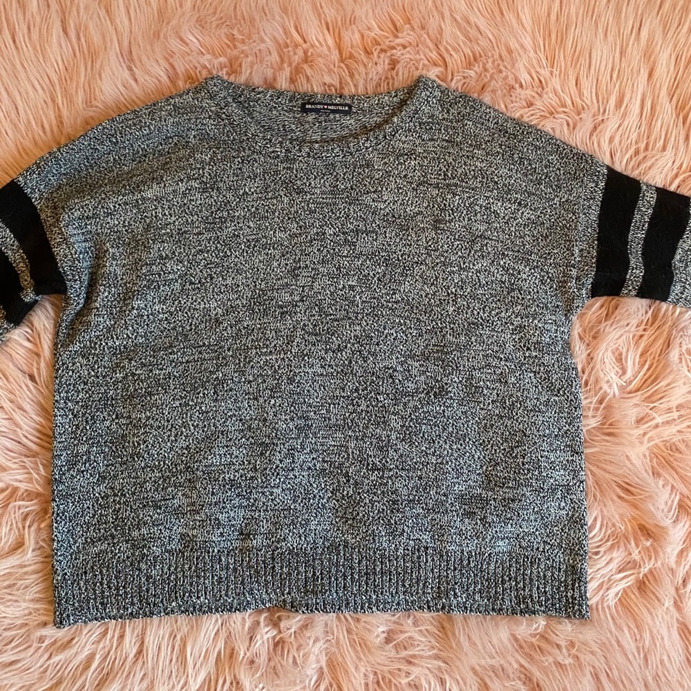 Brandy Melville crew neck sweater